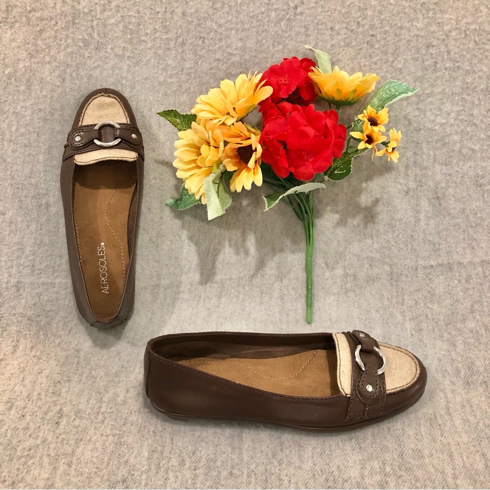 NWOT - Aerosoles Brown and Cream Women's Leather Loafers